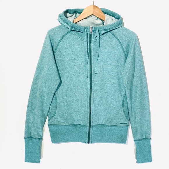 PATAGONIA Women’s Stacked Cloud Zipper Front Pocket Hoodie Light Blue/Green Larg - Picture 2 of 7